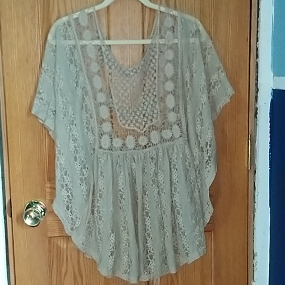 Lace top